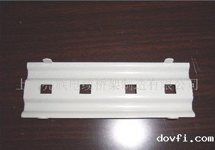 装配灵活维修方便的镀锌槽式桥架