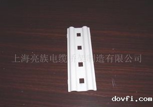 镀锌冲孔桥架的施工情况